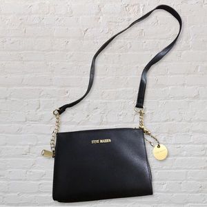 Steve Madden black card slot crossbody